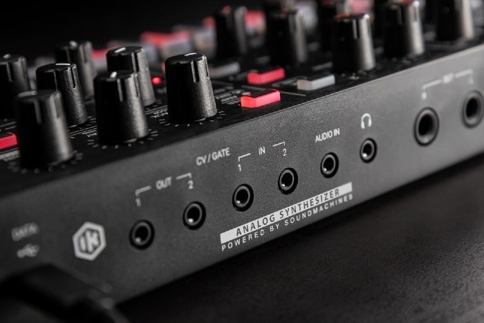 IK Multimedia UNO Synth X Pro afbeelding 2