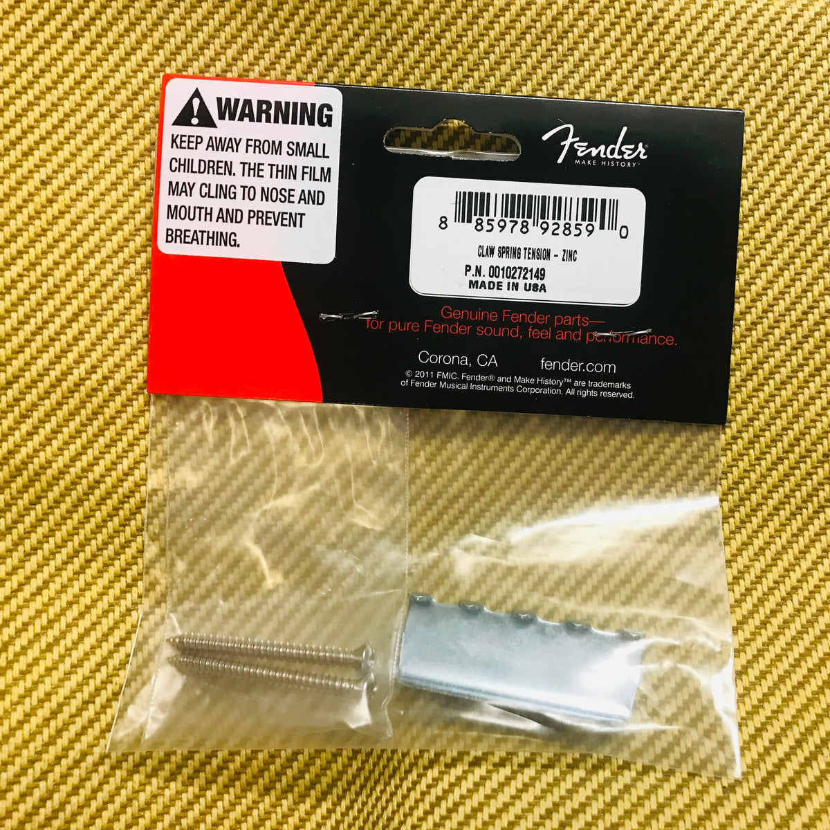 Fender 0010272149 Stratocaster Tremolo-Veerklauw Zink met Montageschroeven