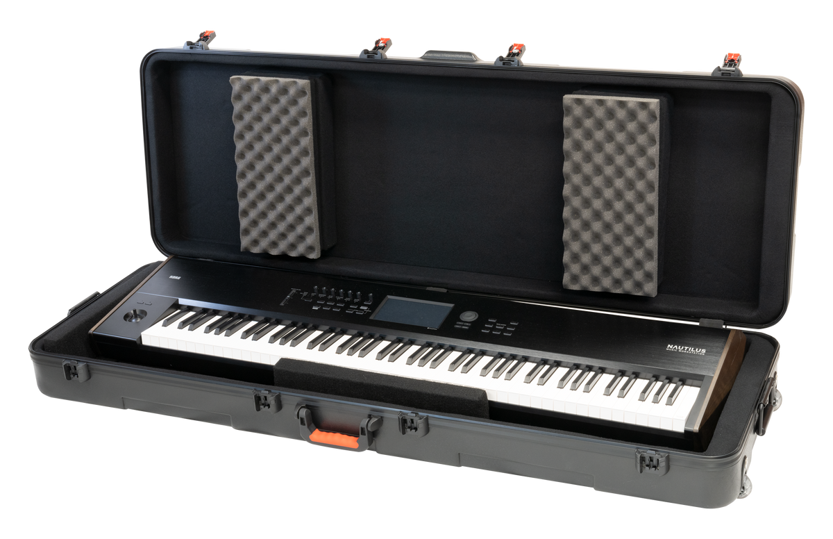 Korg Koffer, Hardcase, voor Keyboards met 88 Toetsen, met Wieltjes, zwart