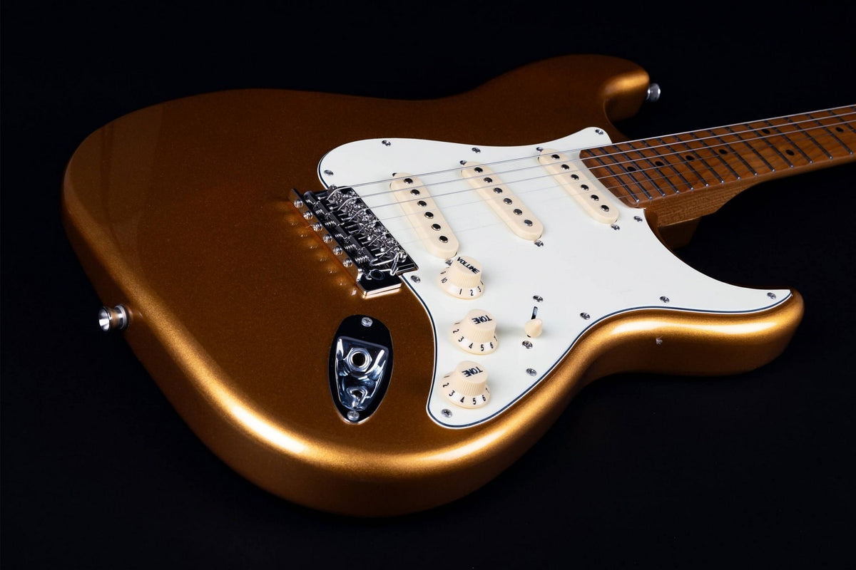 JET Guitars JS 300 GD – elektrische gitaar – S-stijl SSS Goud