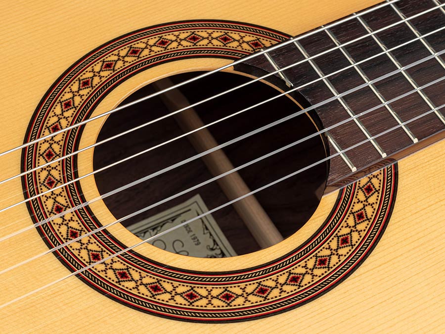 Salvador Cortez CS-50 Solid Top Artist Series Klassieke Gitaar Sparren – afbeelding 5