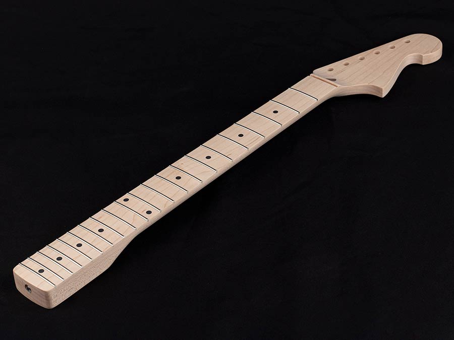 Boston EJN21M-C Contemporary neck, made in EU, ST/JM style, all maple, large preshaped headstock, 9,5", 6105