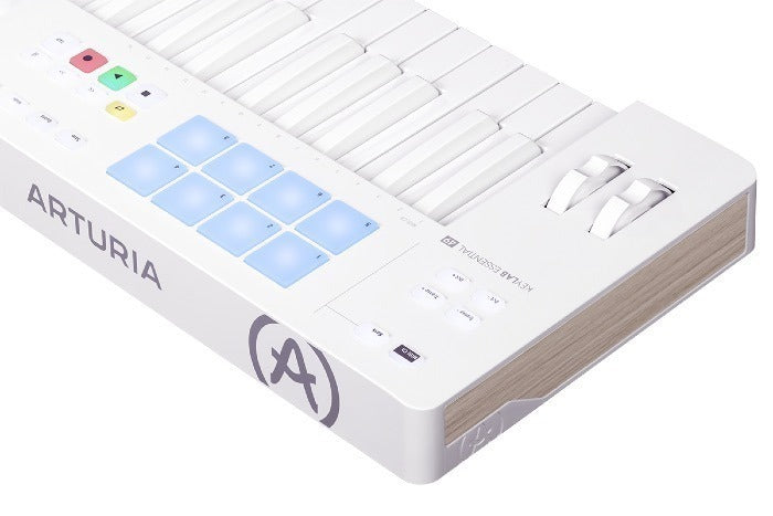 Arturia Keylab Essential 3 61 Alpine White