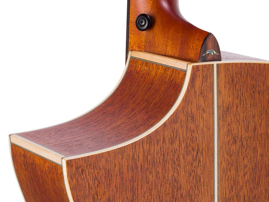 Bromo BAT4CE Tahoma Series Hillside Auditorium Electro-Acoustic Guitar - Satin