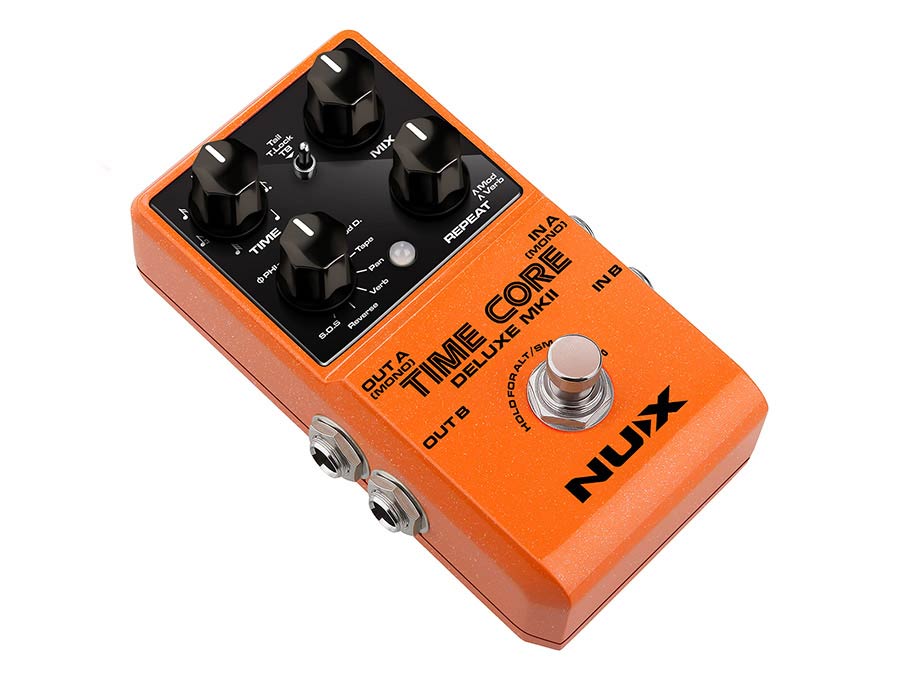 NUX Time Core Deluxe MKII Stereo Delaypedaal met Looper