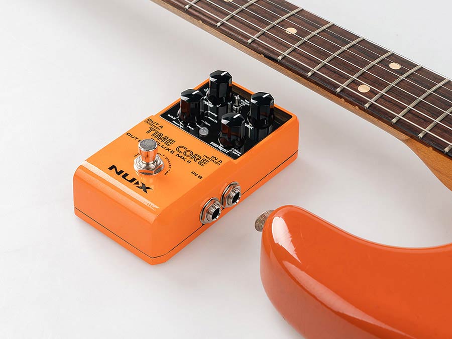 NUX Time Core Deluxe MKII Stereo Delaypedaal met Looper