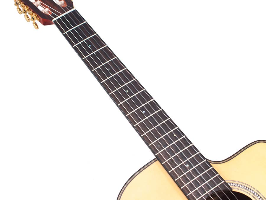 Valencia VA434CE Elektro-akoestische nylonsnarige auditoriumgitaar 4/4