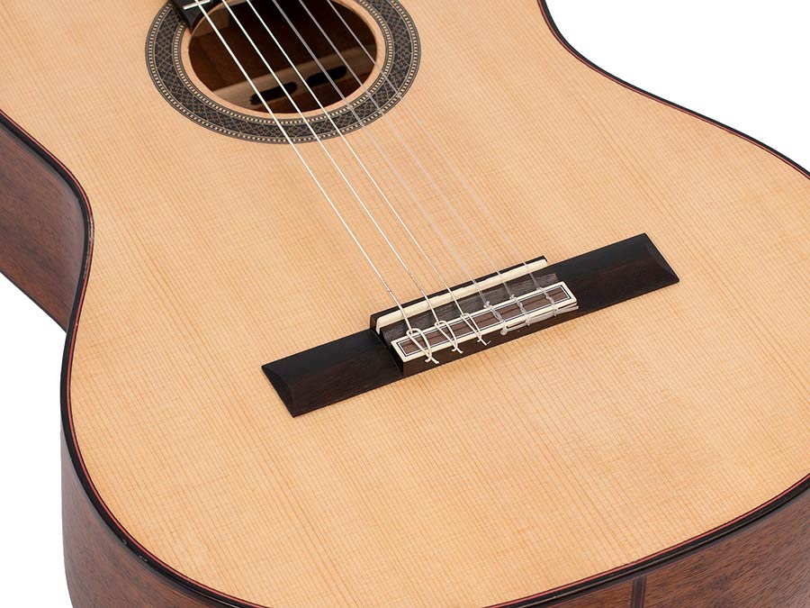 Valencia VC704 Klassieke gitaar 4/4