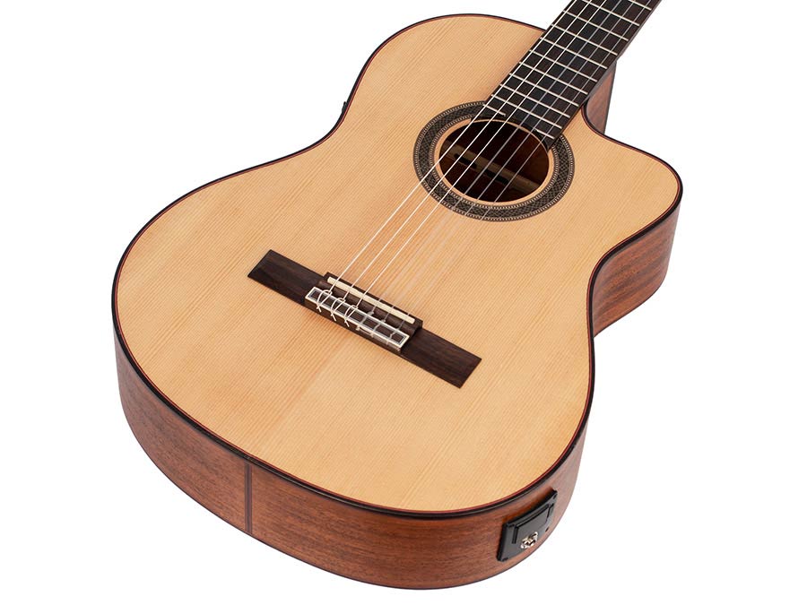 Valencia VC704CE Elektro-akoestische klassieke gitaar 4/4