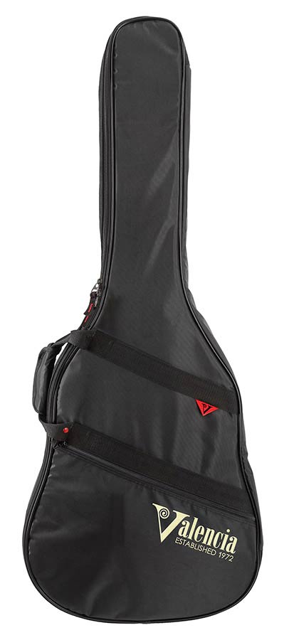 slim body klassieke gitaar 4/4, solid red cedar top, mahonie zij- en achterblad, Fishman pickup, ta