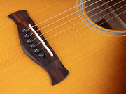 Richwood HSJS-42-HB Heritage Series jumbo gitaar met massief sparren bovenblad, honeyburst