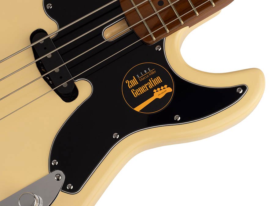 Sire D5 A4 Marcus Miller 4-snarige passieve basgitaar vintage white