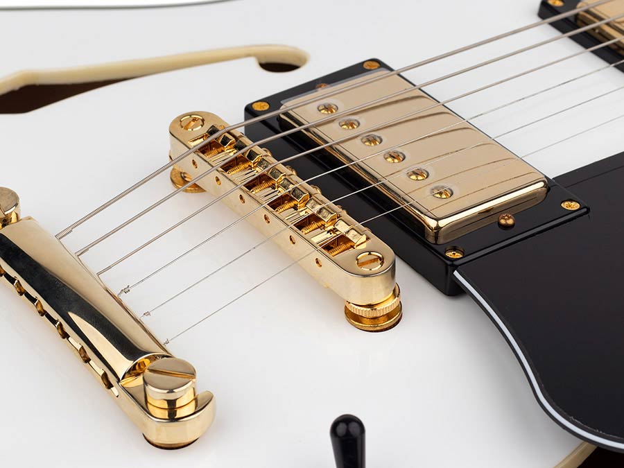 Sire H7 Larry Carlton elektrische gitaar white