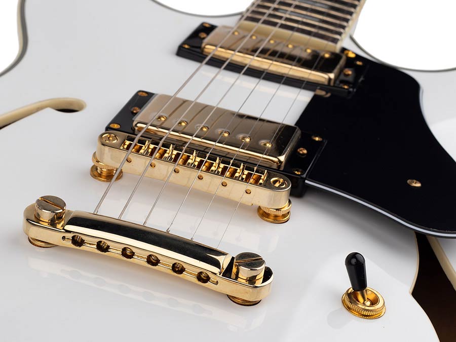 Sire H7 Larry Carlton elektrische gitaar white