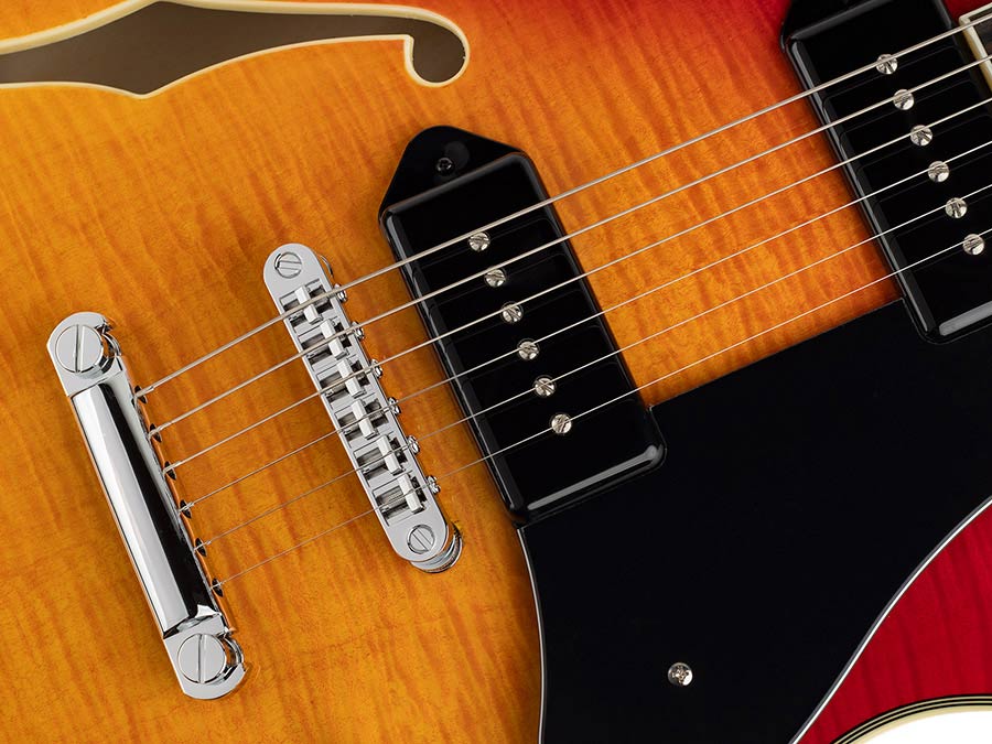Sire H7V Larry Carlton elektrische gitaar cherry sunburst