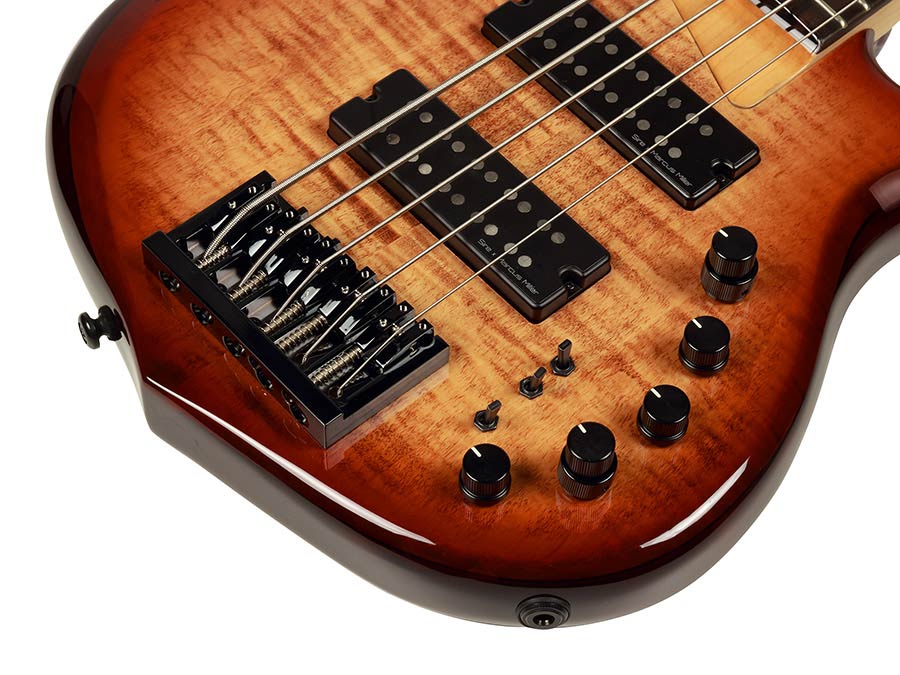 Sire M7+ A5 Marcus Miller 5-snarige actieve basgitaar brown sunburst