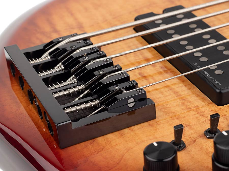 Sire M7+ A5 Marcus Miller 5-snarige actieve basgitaar brown sunburst