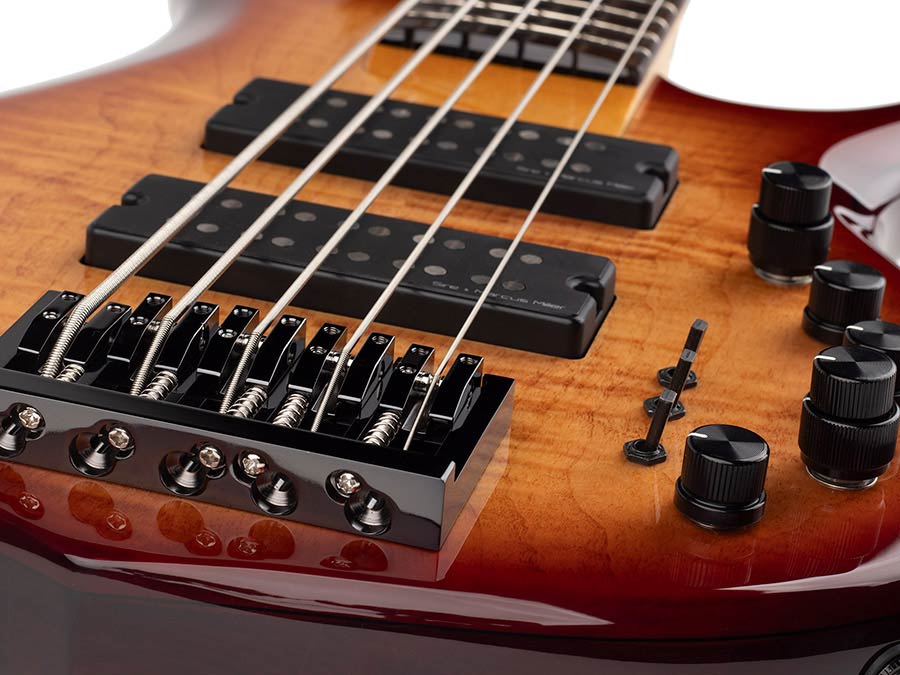 Sire M7+ A5 Marcus Miller 5-snarige actieve basgitaar brown sunburst