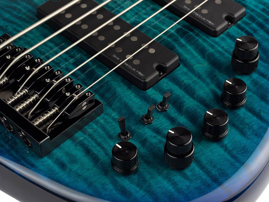 Sire M7+ A5 Marcus Miller 5-snarige actieve basgitaar transparent blue