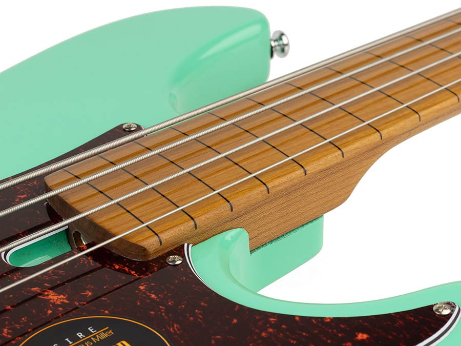 Sire P5 A4F Marcus Miller 4-snarige passieve basgitaar mild green