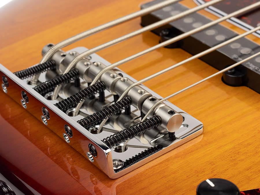 Sire P7+ A5 Marcus Miller 5-snarige actieve basgitaar tobacco sunburst