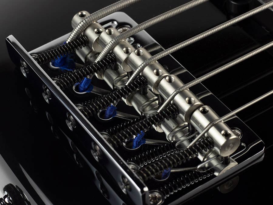 Sire P7+ A5F Marcus Miller 5-snarige actieve basgitaar black