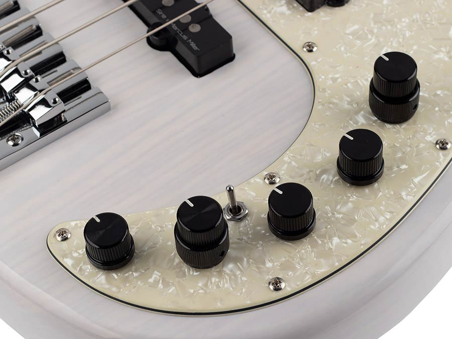 Sire P8 S4 Marcus Miller 4-snarige actieve basgitaar white blonde