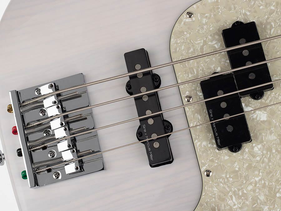 Sire P8 S4 Marcus Miller 4-snarige actieve basgitaar white blonde