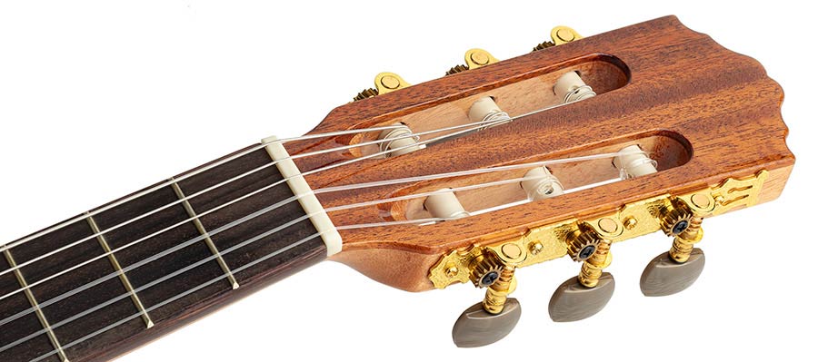 Salvador Cortez CC-22 Artist Series klassieke gitaar – massief ceder