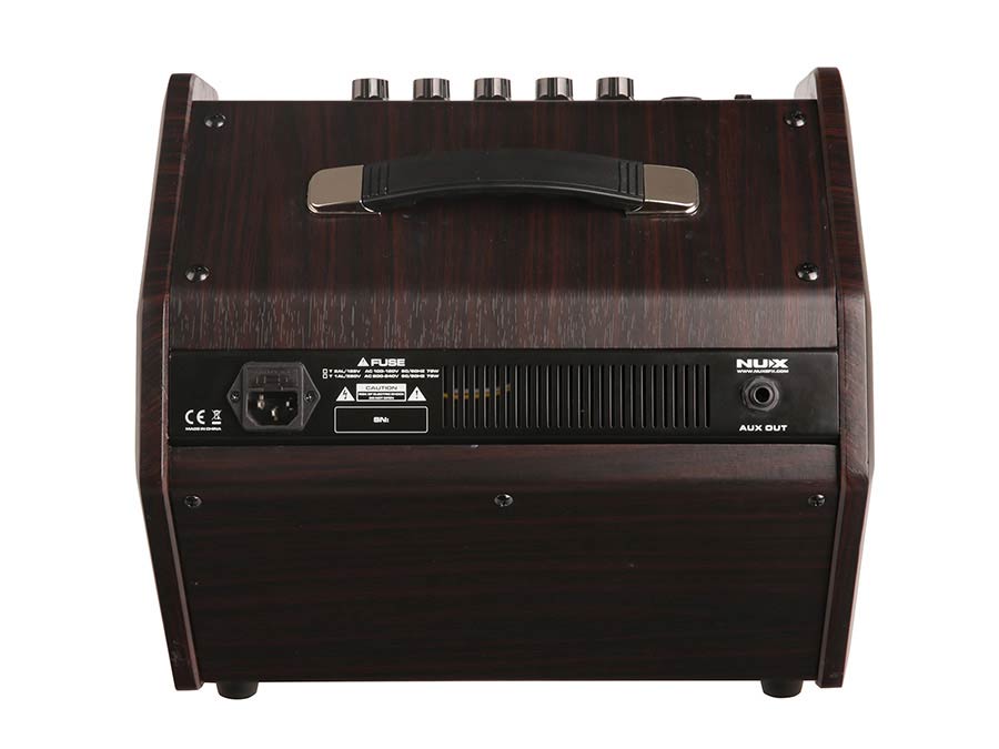 NUX: persoonlijk monitor systeem, 50 watt, 6,5" woofer + 1" tweeter, 2 kanalen, FRFR