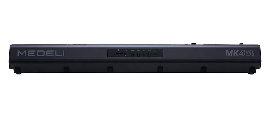 keyboard, 61 touch sensitive keys,  2 x 15 W, with XY-pad