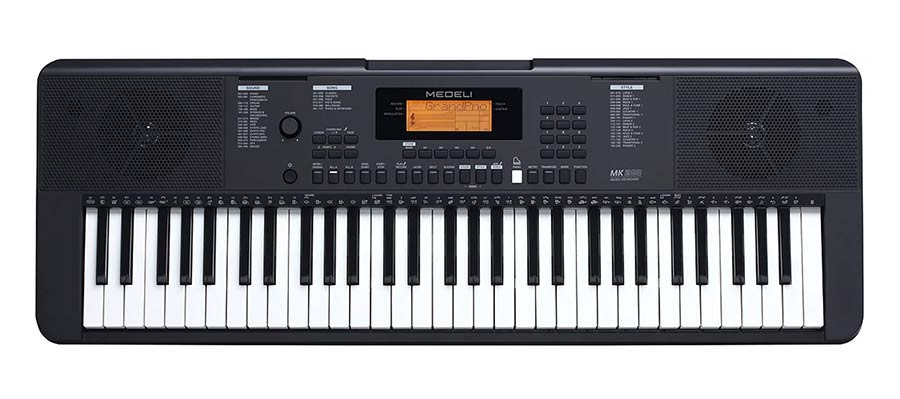 keyboard, 61 touch sensitive keys, backlit LCD, 2 x 2,5 W