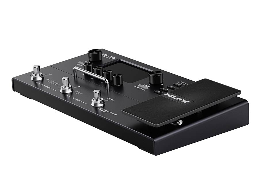 NUX: digitaal multi-effectpedaal, versterker modeling en cab simulatie + effecten, incl. footswitch