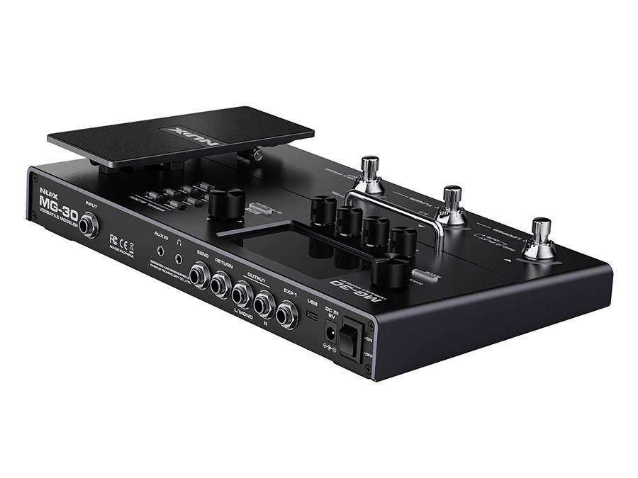 NUX: digitaal multi-effectpedaal, versterker modeling en cab simulatie + effecten, incl. footswitch