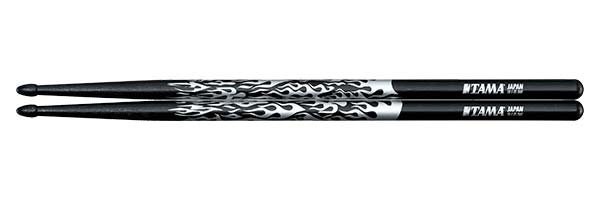 TAMA Design Stick Series Rhythmic Fire 5B-F-BS – Drumstokken Japanse eik 15 mm, Black Silver Pattern